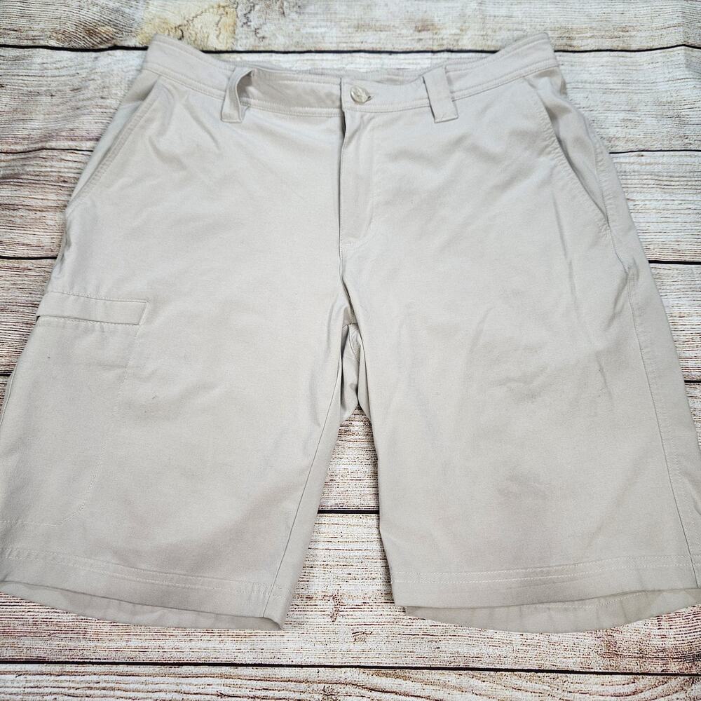 Columbia Shorts Men's 32 10" Tan Khaki Chino Hiking Outdoors Cotton Pockets